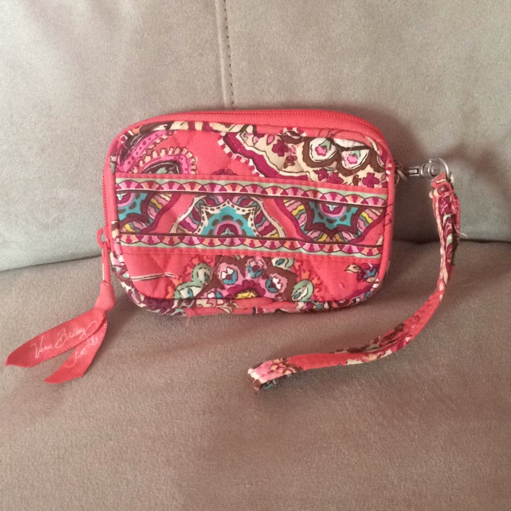 Vera bradley tech wristlet